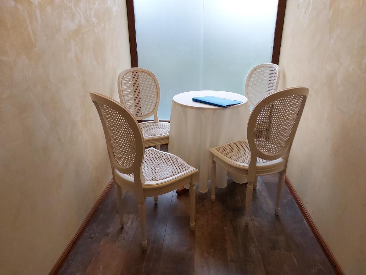 Le Magiot Otel Montliot-et-Courcelles Dış mekan fotoğraf