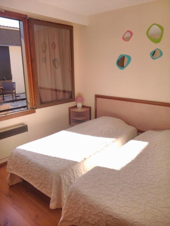 Le Magiot Otel Montliot-et-Courcelles Dış mekan fotoğraf