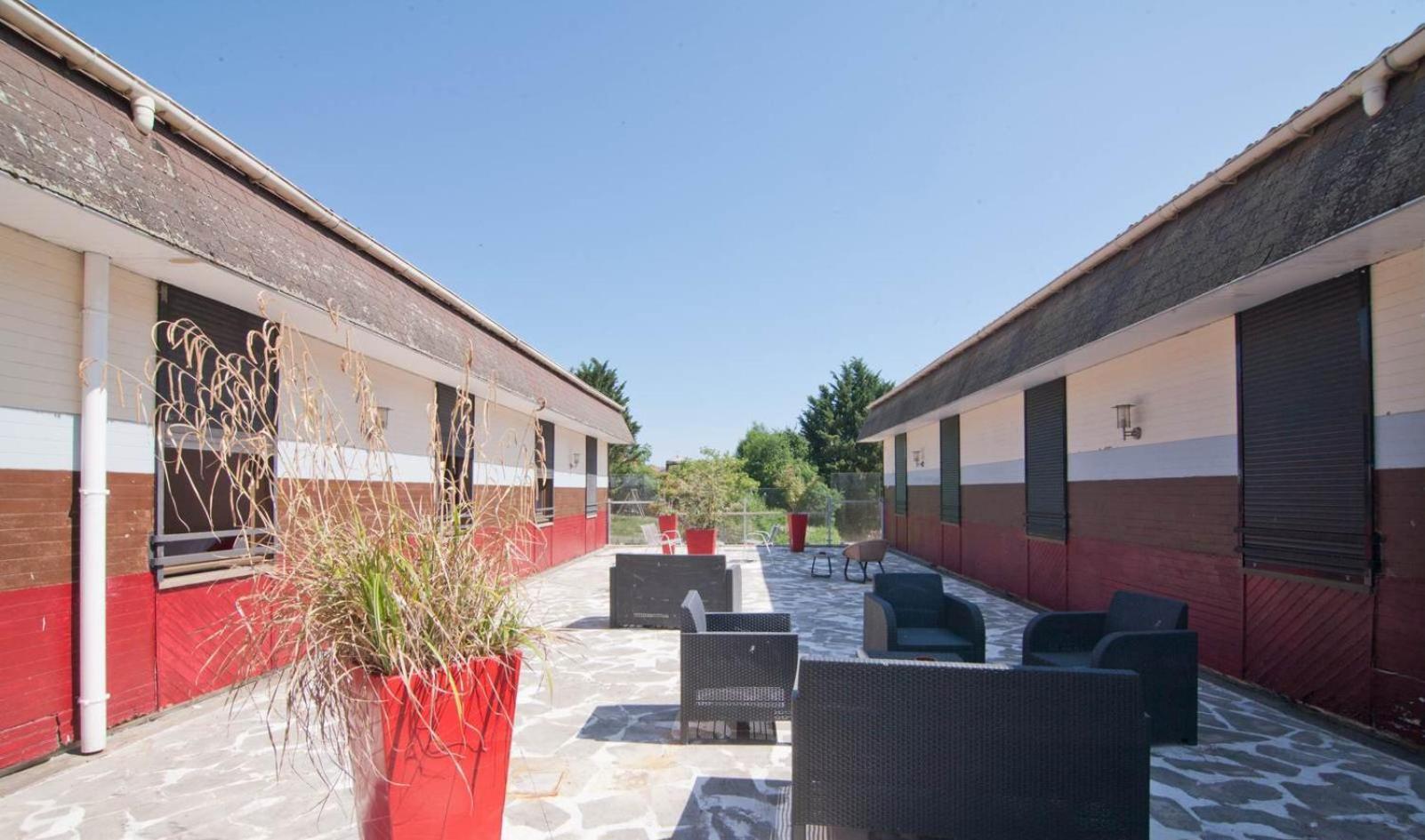 Le Magiot Otel Montliot-et-Courcelles Dış mekan fotoğraf